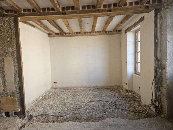 Maison à vendre à Jupilles dans la Sarthe (72500), ref : 106920