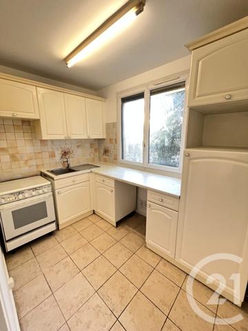 Appartement F4 à vendre  4 pièces - 65,65 m2 BEZONS - 95