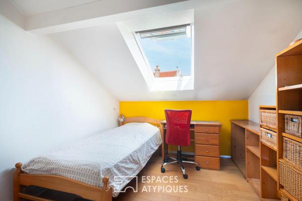 Maison avec terrasse arborée à la lisière du 20e