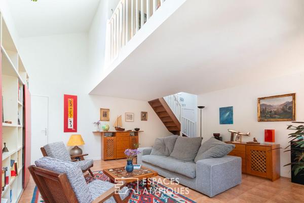 Maison avec terrasse arborée à la lisière du 20e