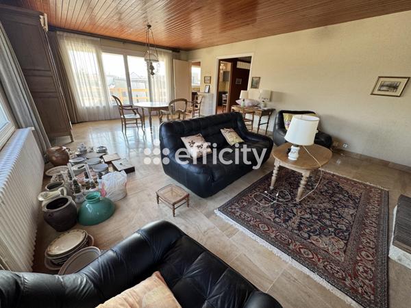 Maison 8 pièces - 230 m²