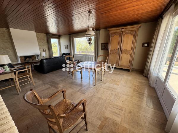 Maison 8 pièces - 230 m²