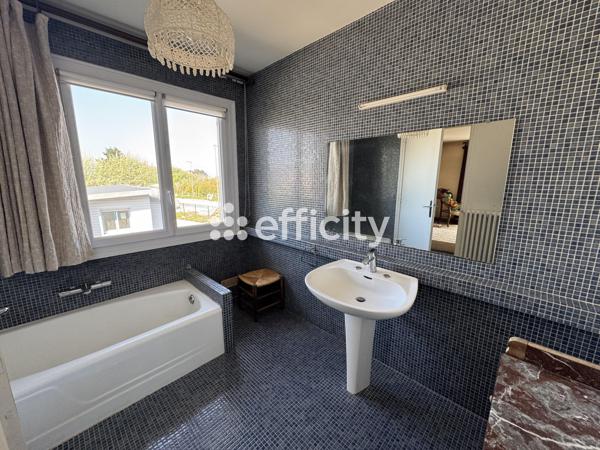 Maison 8 pièces - 230 m²