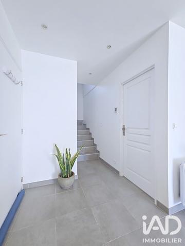 Appartement à vendre 4 pièces 76 m² Vaires-sur-Marne