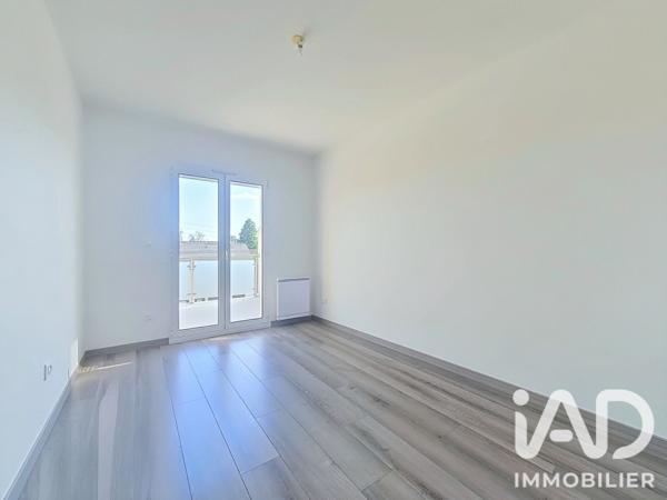 Appartement à vendre 4 pièces 76 m² Vaires-sur-Marne