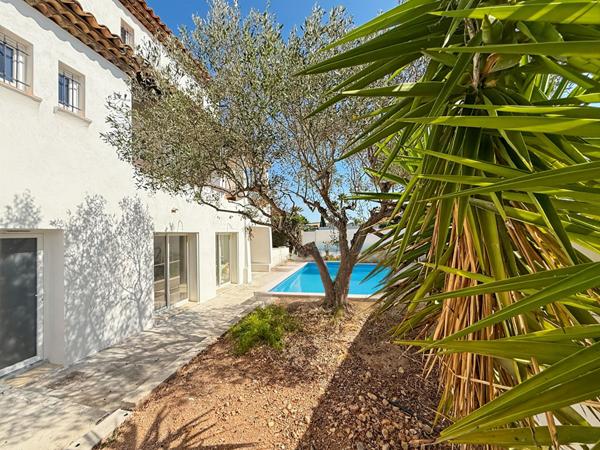 Maison Carry Le Rouet 7 pièce(s) 215 m2 - vue mer