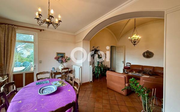 Maison à vendre    5 pièces • 162 m2 Saint-Raphaël