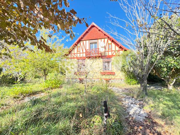 À VENDRE : PAMIERS : MAISON TYPE 4 SUR UN TERRAIN DE 720 M² AVEC 2 GARAGES