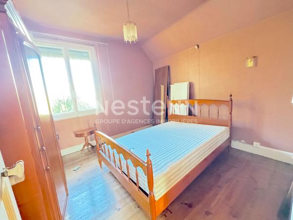 À VENDRE : PAMIERS : MAISON TYPE 4 SUR UN TERRAIN DE 720 M² AVEC 2 GARAGES