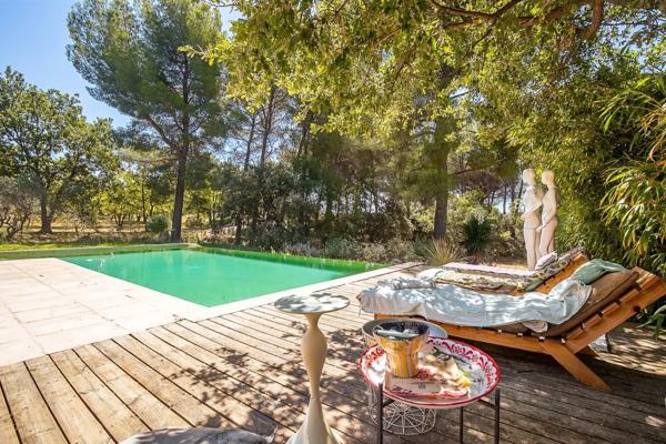 Vente Villa 5 pièces 178 m2 à Ventabren