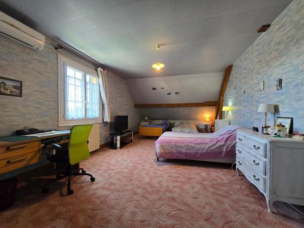 Maison familiale rénovée 4 chambres – 142 m² – Jardin – Sous-sol complet - Bonneval (28800)