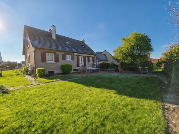 Maison familiale rénovée 4 chambres – 142 m² – Jardin – Sous-sol complet - Bonneval (28800)