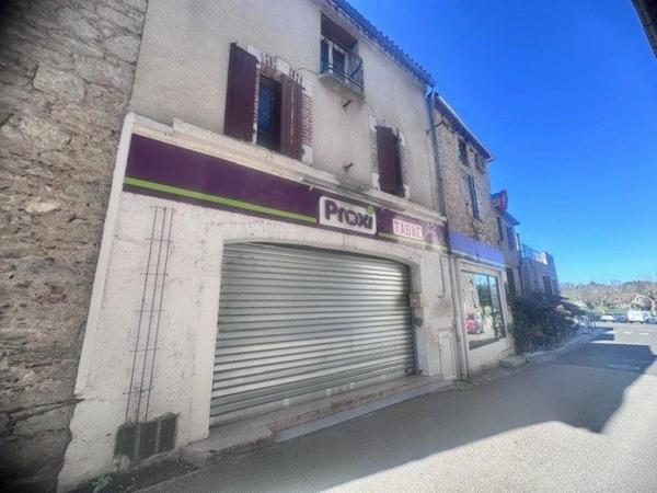 LOCAL COMMERCIAL CENTRE DE DOUELLE