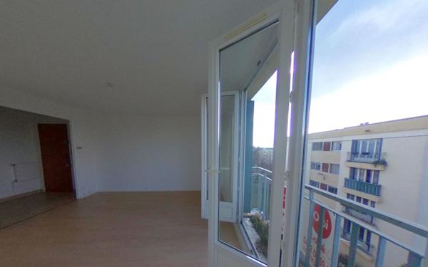 Appartement à louer    3 pièces •  Vaulx-en-Velin