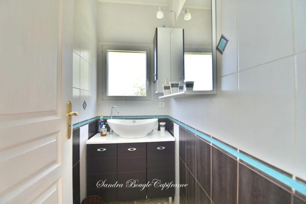 Maison à vendre 12 pièces LAVAL (53)
