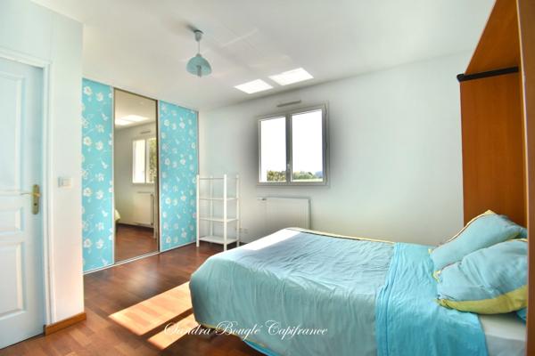 Maison à vendre 12 pièces LAVAL (53)