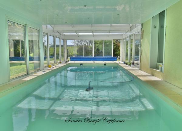 Maison à vendre 12 pièces LAVAL (53)
