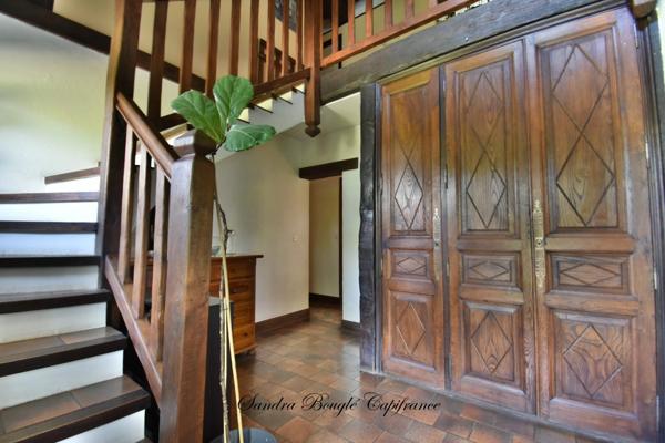 Maison à vendre 12 pièces LAVAL (53)