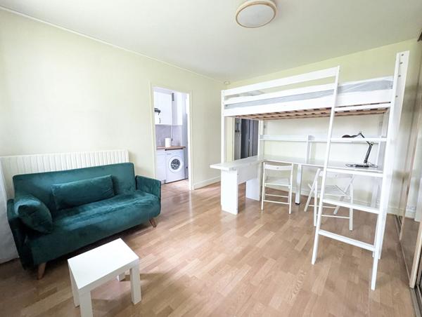 Appartement Fontenay Sous Bois 1 pièce(s) 24.31 m2
