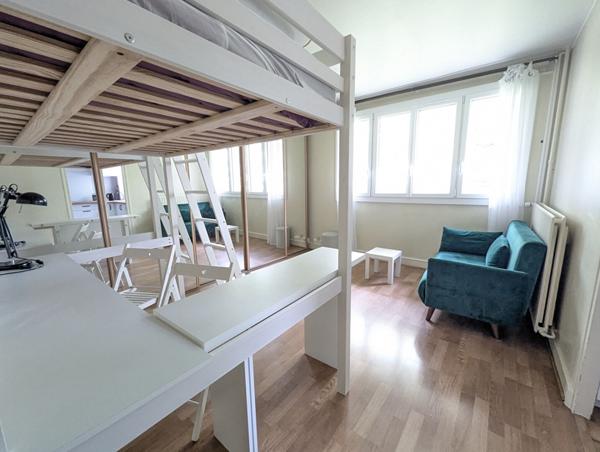 Appartement Fontenay Sous Bois 1 pièce(s) 24.31 m2
