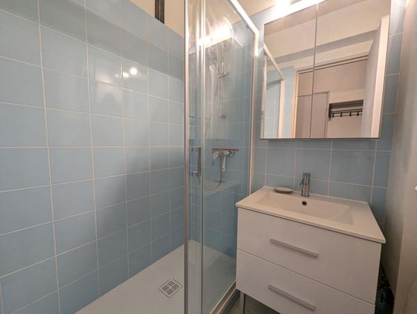 Appartement Fontenay Sous Bois 1 pièce(s) 24.31 m2