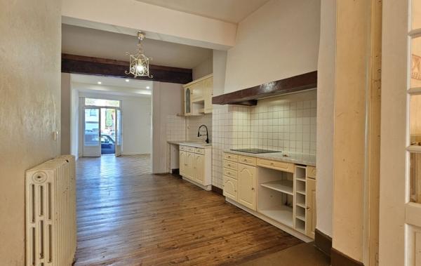 Vente Maison de ville Avec garage et jardinet à rafraîchir Clairac