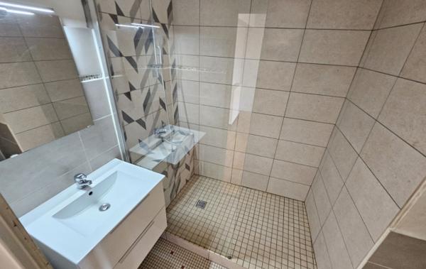 Vente Maison de ville Avec garage et jardinet à rafraîchir Clairac
