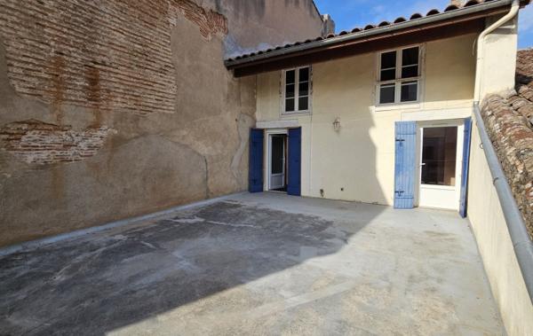 Vente Maison de ville Avec garage et jardinet à rafraîchir Clairac