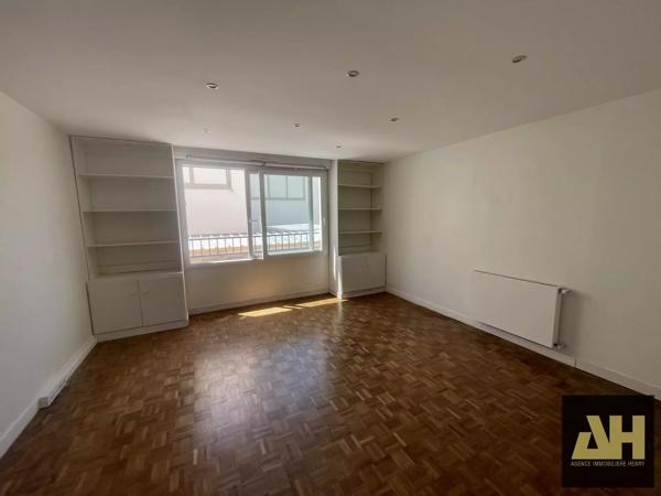 BREST SAINT-MARTIN - APPARTEMENT T3 DE 67 M² - EXCELLENT ETAT - TERRASSE - ASCENSEUR