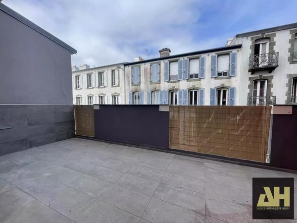 BREST SAINT-MARTIN - APPARTEMENT T3 DE 67 M² - EXCELLENT ETAT - TERRASSE - ASCENSEUR