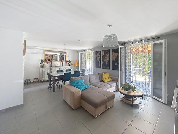 A VENDRE MAISON T5 + JARDIN + GARAGE
