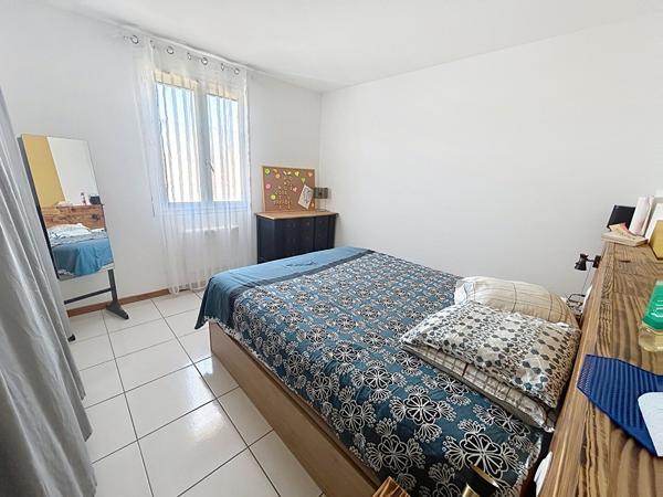 A VENDRE MAISON T5 + JARDIN + GARAGE