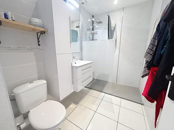 A VENDRE MAISON T5 + JARDIN + GARAGE