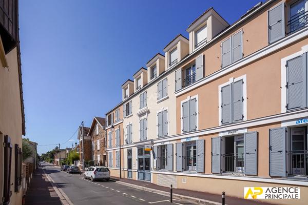 Appartement Maisons Laffitte 4 pièce(s) 79 m2 €560 000 ** - Référence 12631-cpy-cpy-cpy