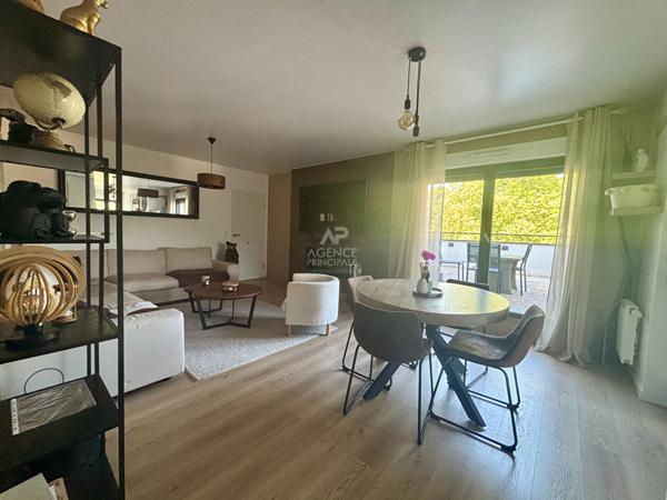 Appartement Pontoise 4 pièce(s) 81.22 m2 366 500 € **  - Référence  11273