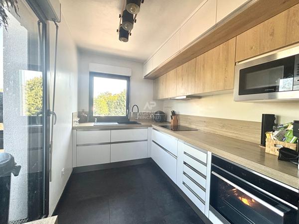 Appartement Pontoise 4 pièce(s) 81.22 m2 366 500 € **  - Référence  11273