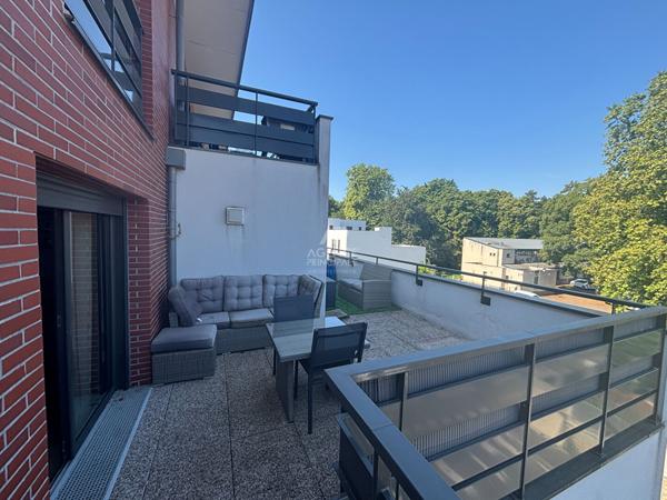Appartement Pontoise 4 pièce(s) 81.22 m2 366 500 € **  - Référence  11273