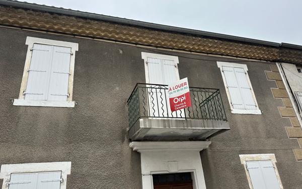 Appartement à louer    4 pièces •  Joyeuse