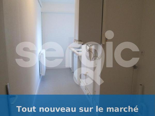 Location 2 Pieces 45 75020 Paris 68 0047 01 0006