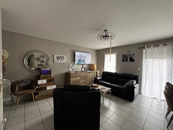 Location                                                      Appartement
                        
                     3 pièces                      72 m2                     à Saint-Paul-en-Jarez