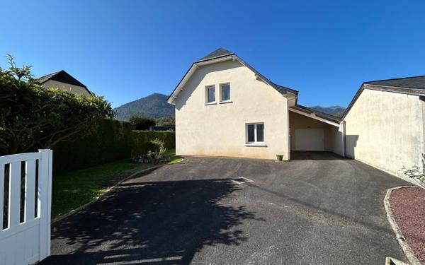 Maison à louer    5 pièces •  Arudy