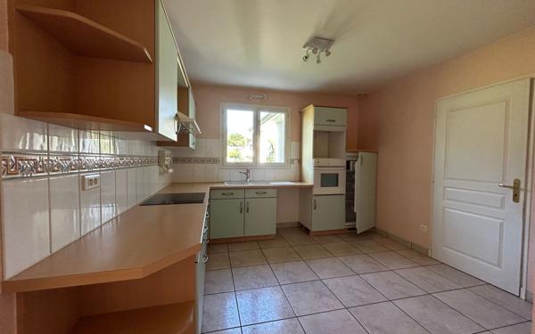 Maison à louer    5 pièces •  Arudy