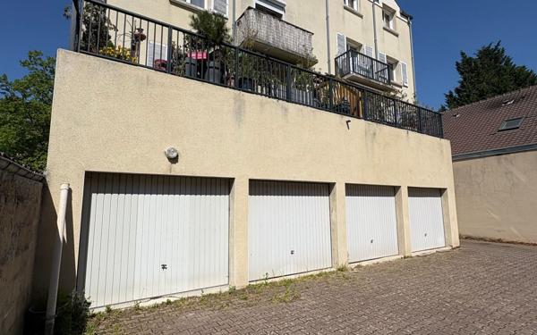 Stationnement à vendre    12,70 m2 Coulommiers