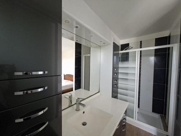 Maison T6 à louer - 103 m² (réf : 534411)