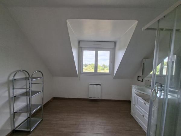 Maison T6 à louer - 103 m² (réf : 534411)