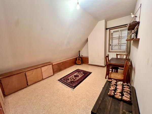 Vaste maison 8 chambres proposant 188 m² habitable