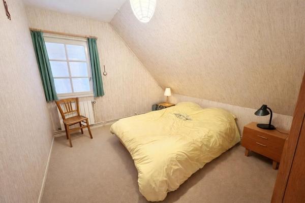 Vaste maison 8 chambres proposant 188 m² habitable