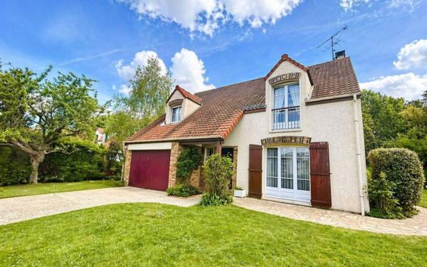 Maison à vendre    5 pièces • 148,05 m2 Bailly