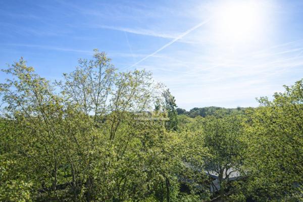 3 pièces 72 m² LUMINEUX - BALCON - VUE DEGAGÉE