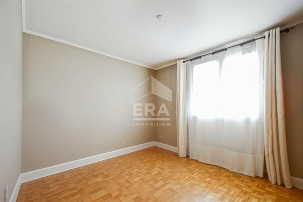 3 pièces 72 m² LUMINEUX - BALCON - VUE DEGAGÉE